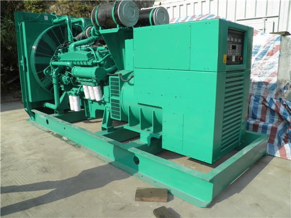 本溪出租发电机 发电机组厂家：柴油发电机组的控制屏的作用是什么？